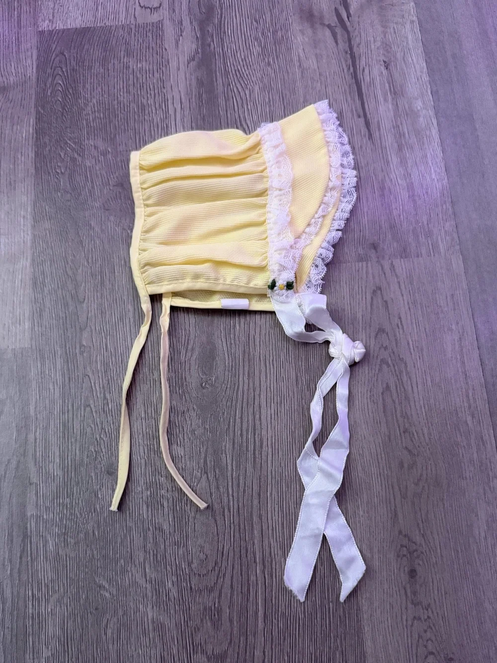 Vintage Yellow Lace-Trim Baby Bonnet